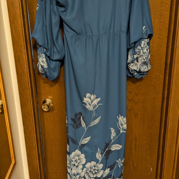 Floral Dress - Picture 2 of 3